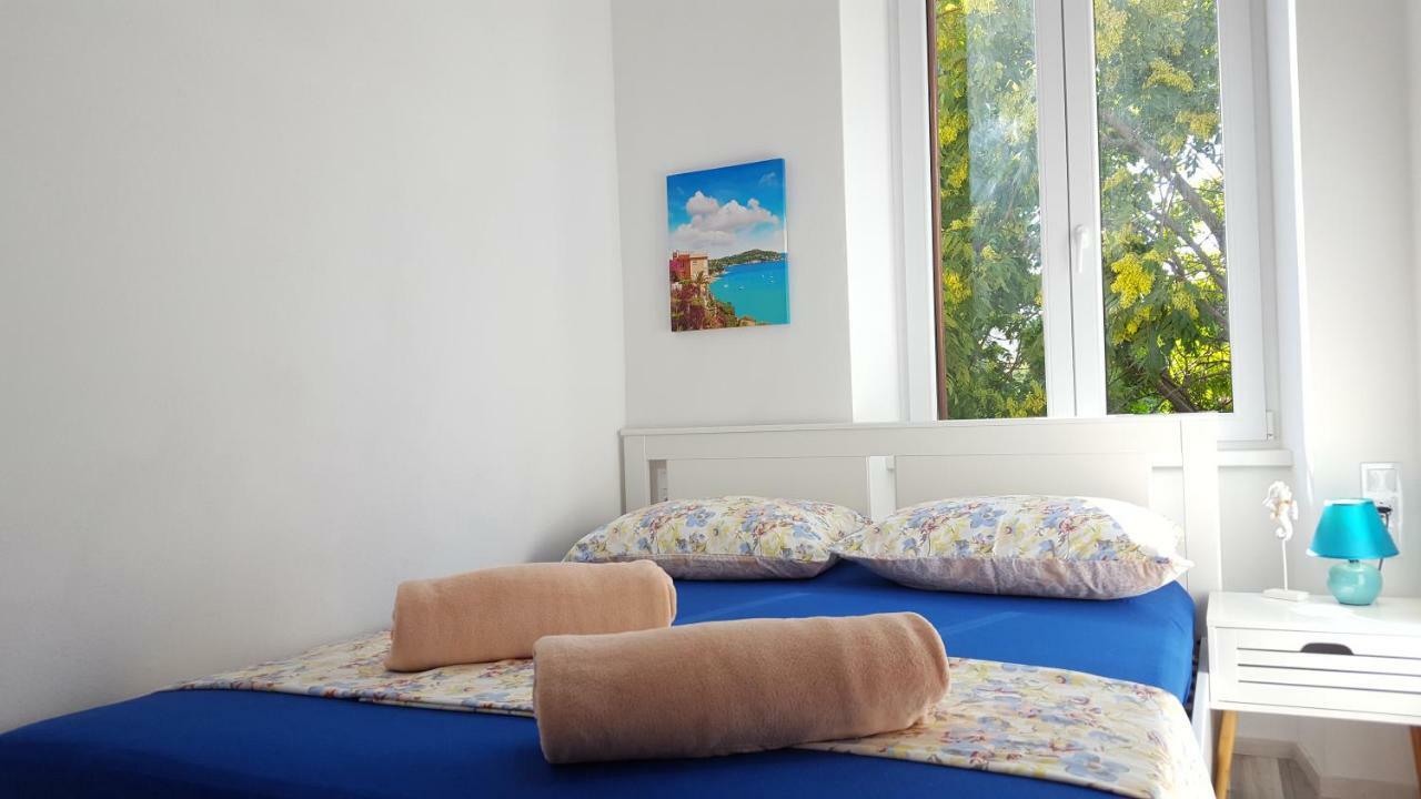 Apartment Imperia *** 普拉 外观 照片