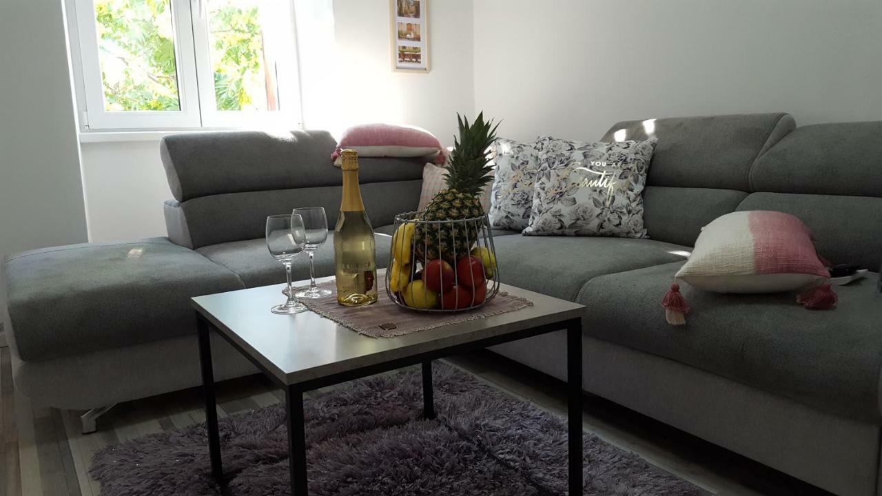 Apartment Imperia *** 普拉 外观 照片
