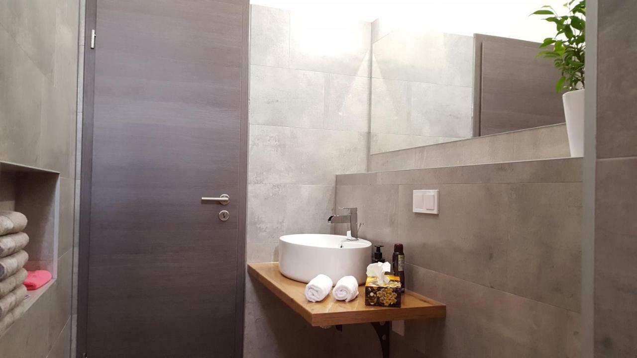 Apartment Imperia *** 普拉 外观 照片